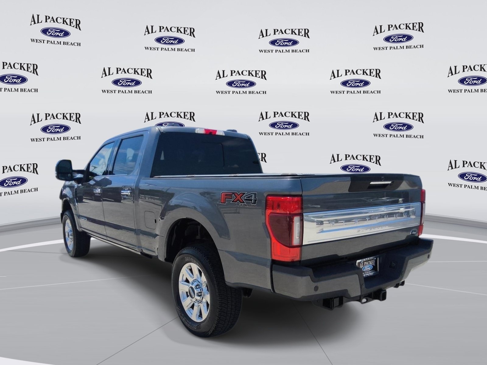 Used 2021 Ford F250 Platinum w/ FX4 Off-Road Package AWD/4WD image 3