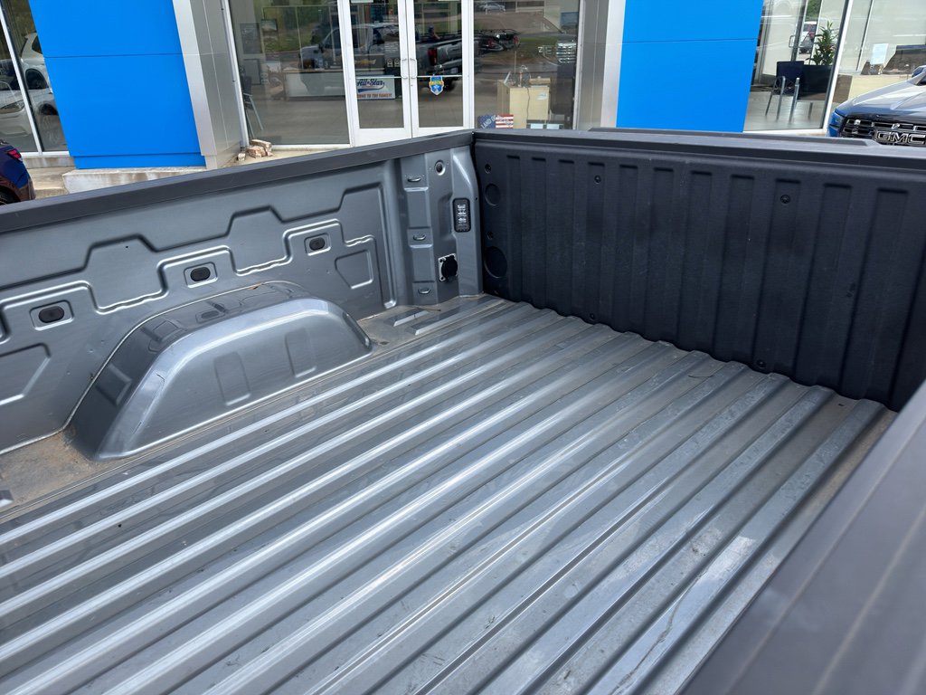 Used 2023 GMC Sierra 1500 Elevation image 10