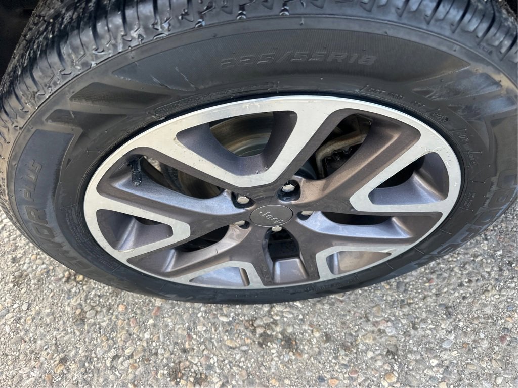 Used 2015 Jeep Renegade Latitude w/ Cold Weather Group image 16