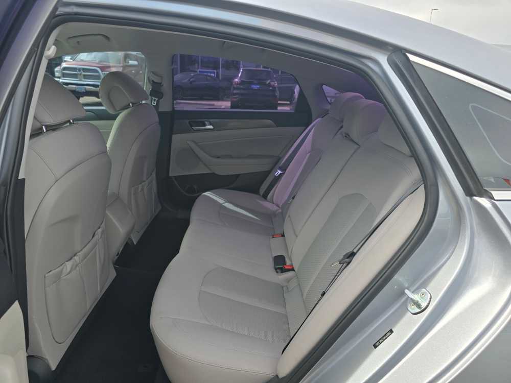 Used 2017 Hyundai Sonata Sport FWD image 16