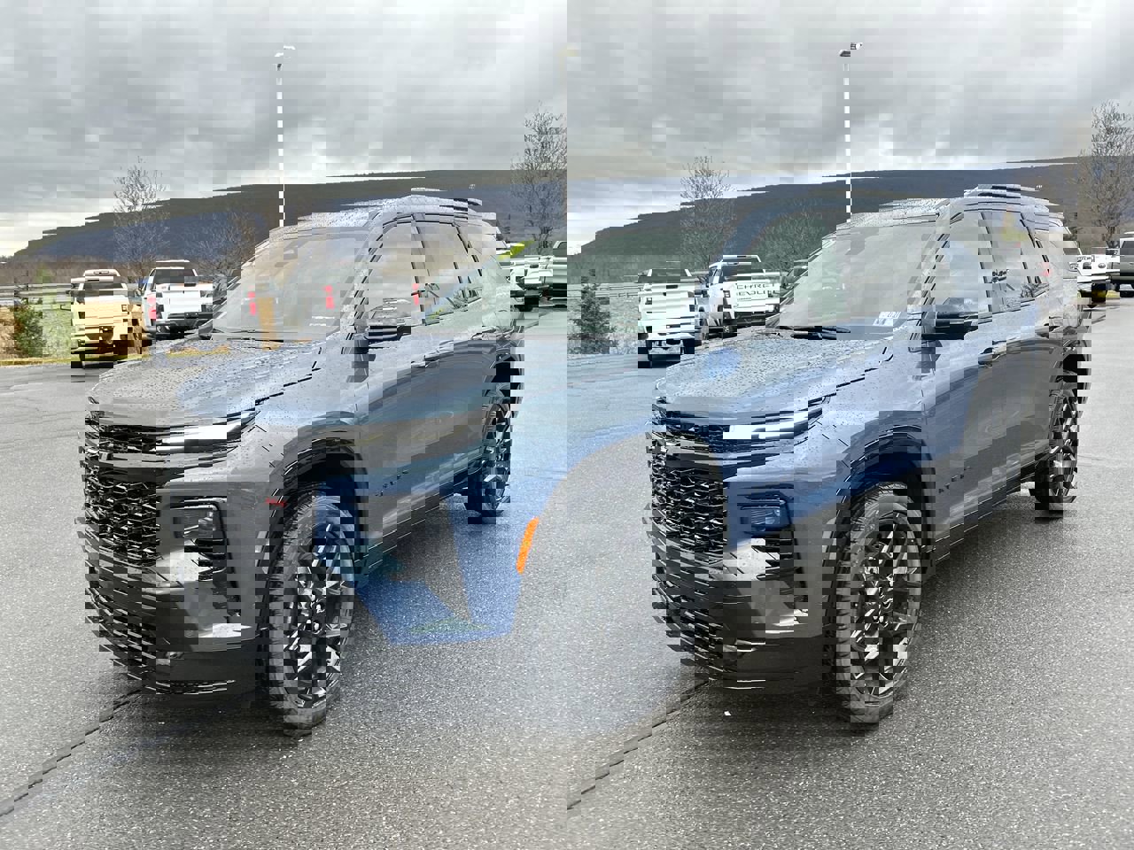 New 2026 Chevrolet Traverse RS w/ LPO, Floor Liner Package video 3