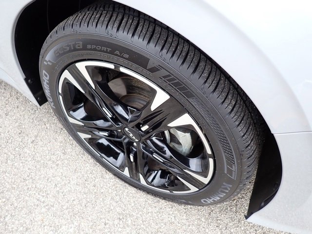 Used 2024 Kia K5 GT-Line w/ GT-Line Premium Package image 11