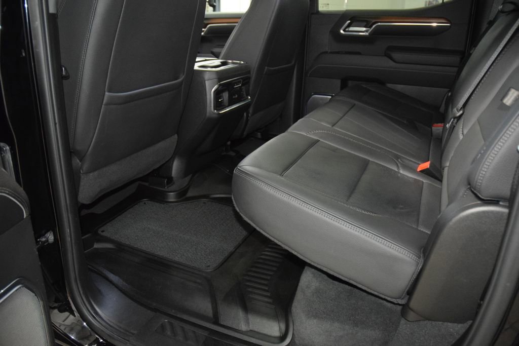 Used 2024 GMC Sierra 1500 Denali w/ Denali Reserve Package AWD/4WD image 44