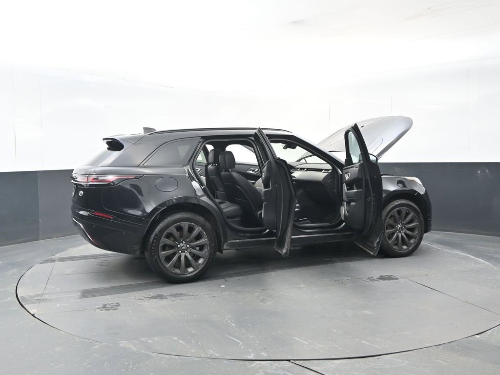 Used 2018 Land Rover Range Rover Velar R-Dynamic SE image 30