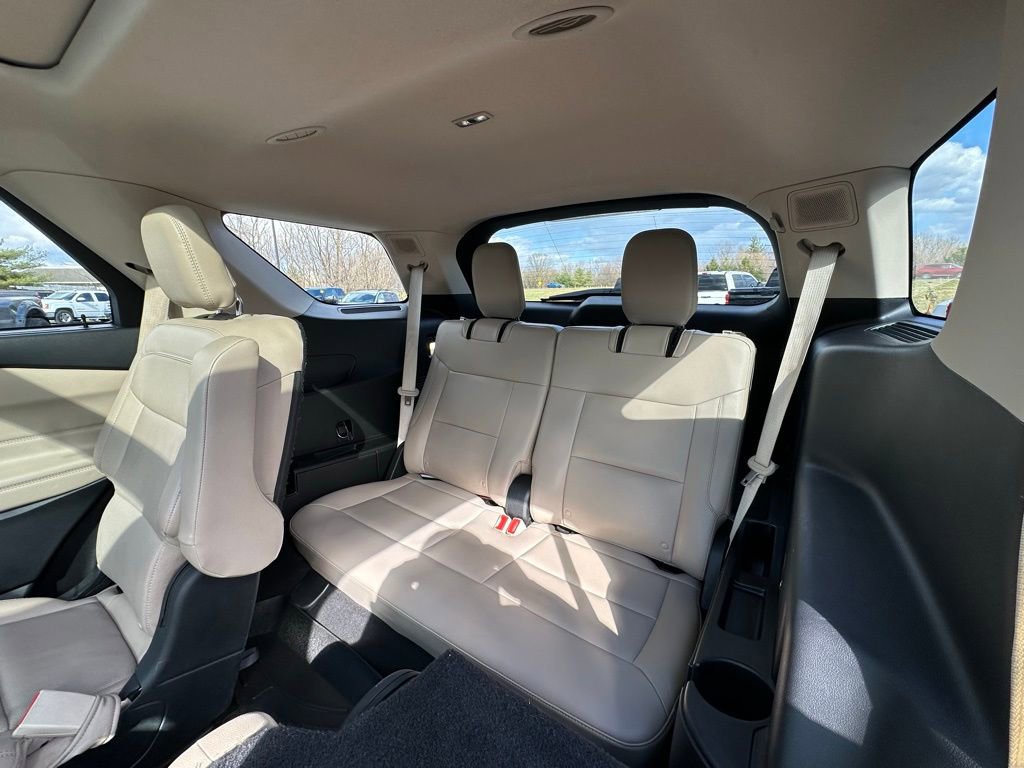 Used 2020 Ford Explorer Limited image 7