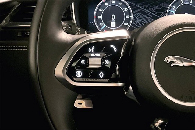 Used 2025 Jaguar F-PACE R-Dynamic S image 20