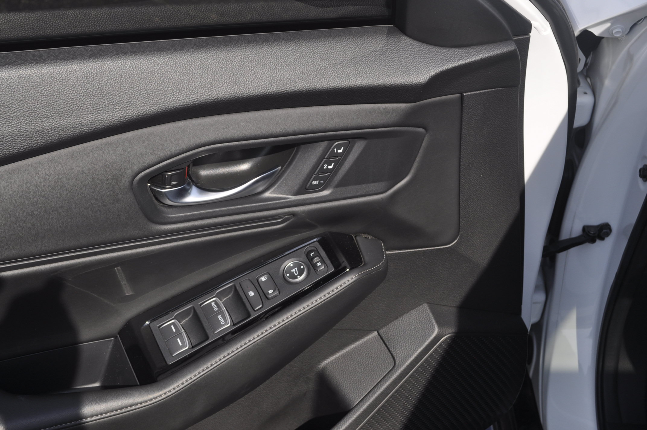 Certified 2025 Honda Accord Touring image 15