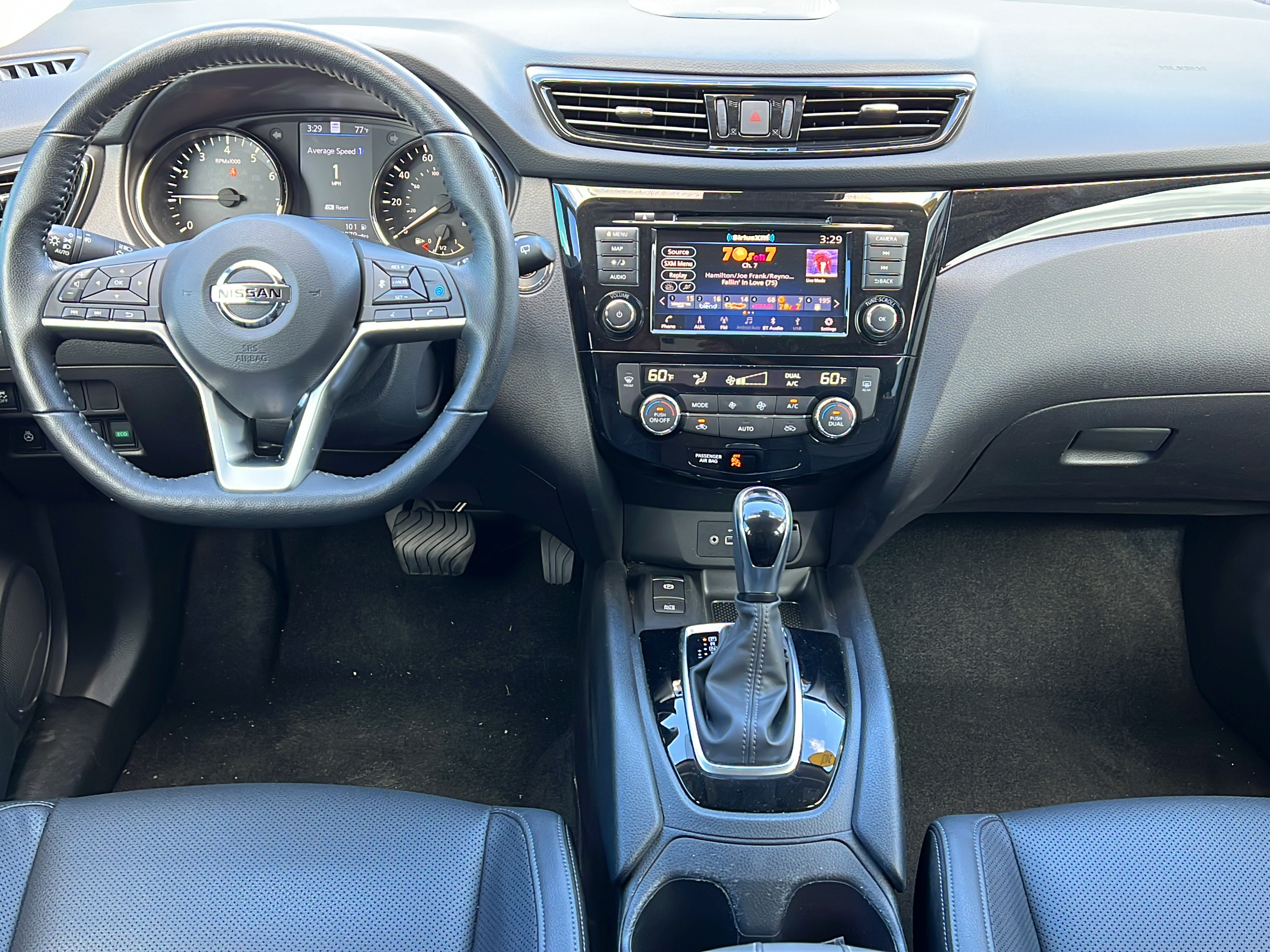 Used 2021 Nissan Rogue Sport SL w/ Premium Package FWD image 11