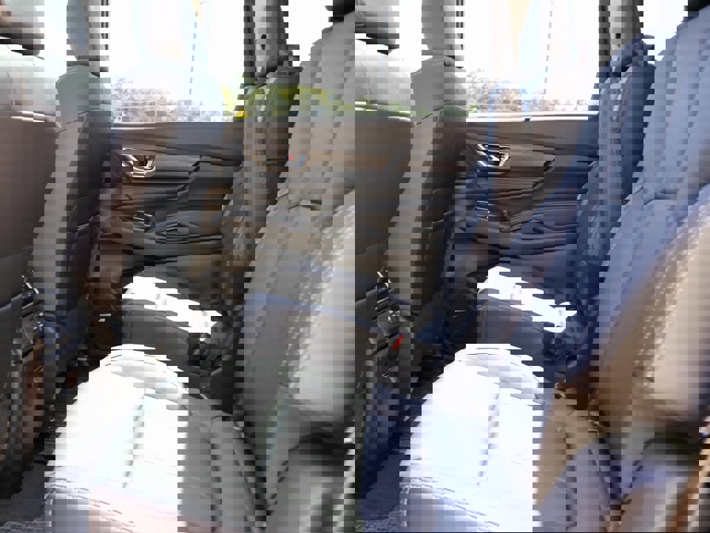 New 2025 Subaru Ascent Limited image 20