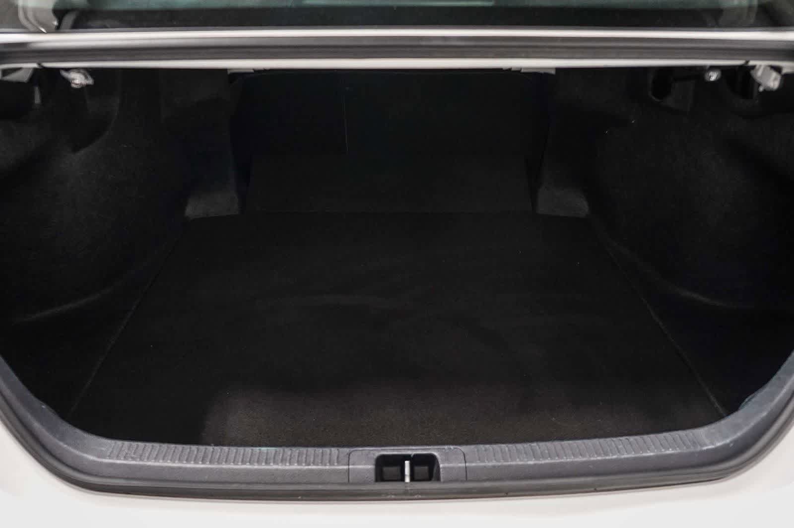 Certified 2024 Toyota Camry SE FWD image 29