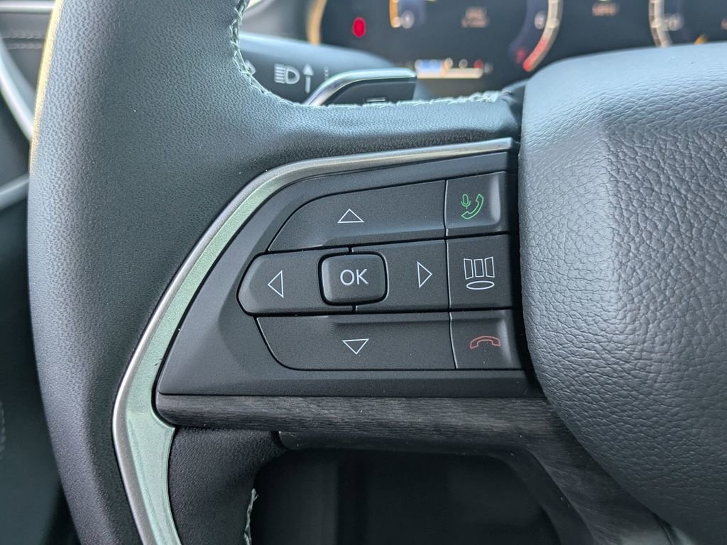 New 2025 Jeep Grand Cherokee L Limited w/ Luxury Tech Group II image 20