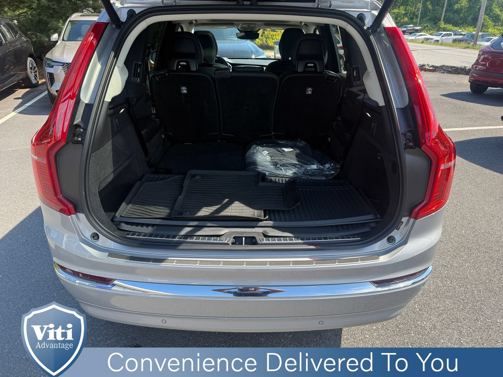 Used 2023 Volvo XC90 B6 Plus w/ Protection Package AWD/4WD image 24