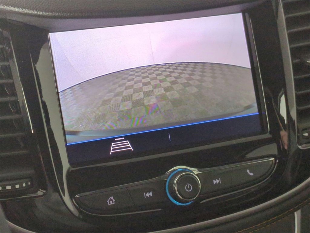 Certified 2022 Chevrolet Trax LT w/ LT Convenience Package image 14