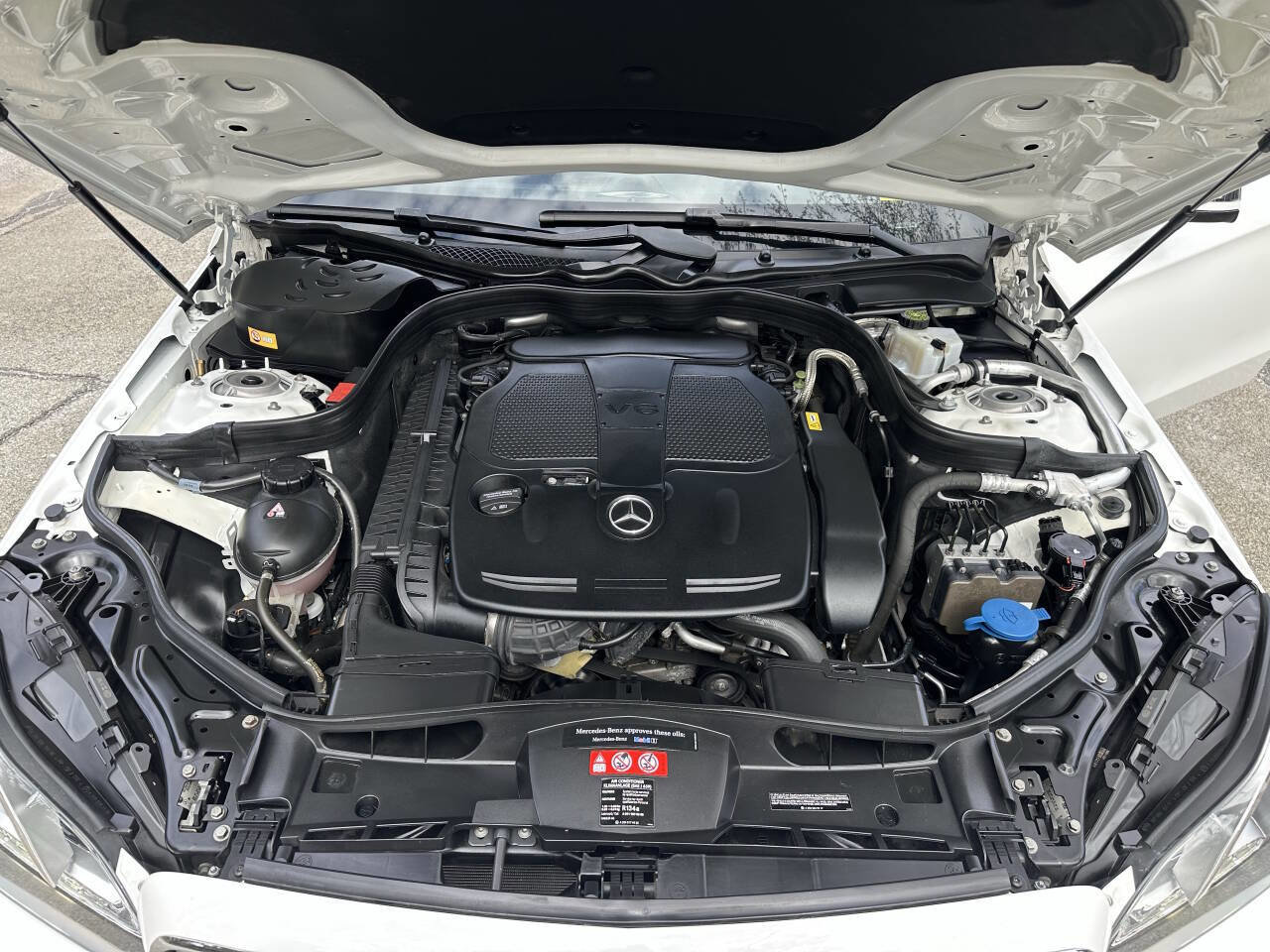 Used 2016 Mercedes-Benz E 350 4MATIC Wagon image 24