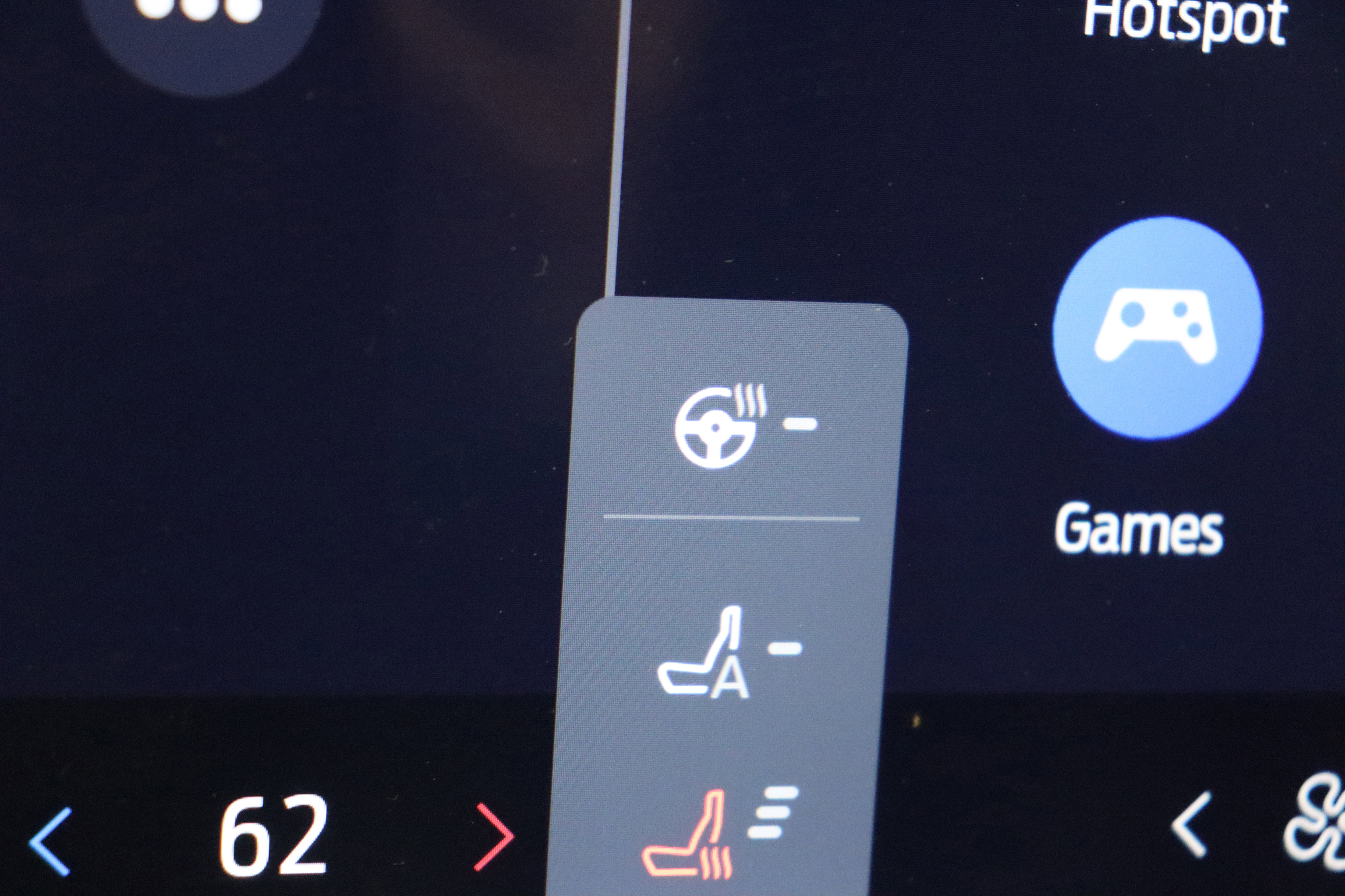 Used 2025 Ford Explorer ST-Line w/ ST-Line Street Pack image 31