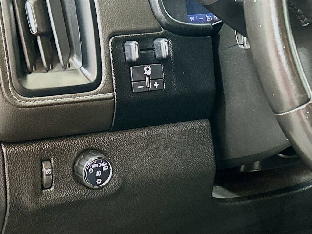 Used 2019 GMC Canyon SLE w/ Driver Alert Package RWD image 8
