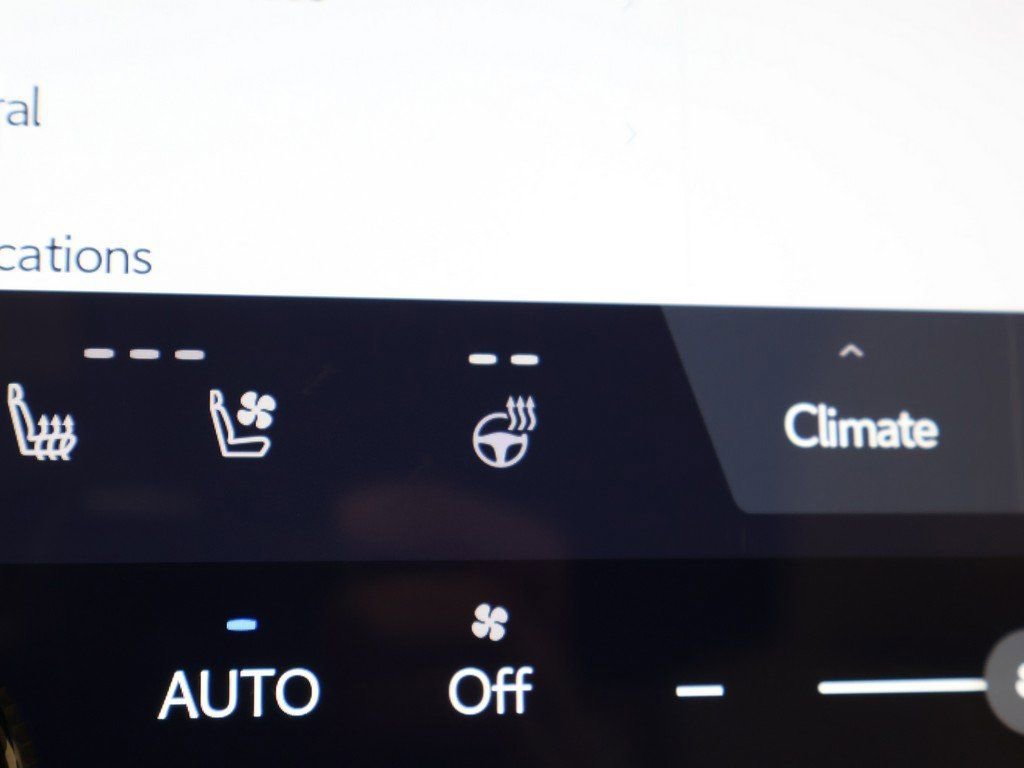 Used 2024 Lexus GX 550 image 56