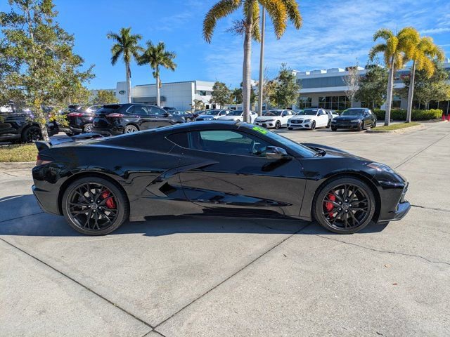 Used 2023 Chevrolet Corvette Stingray Preferred Cpe w/ Z51 Performance Package image 3