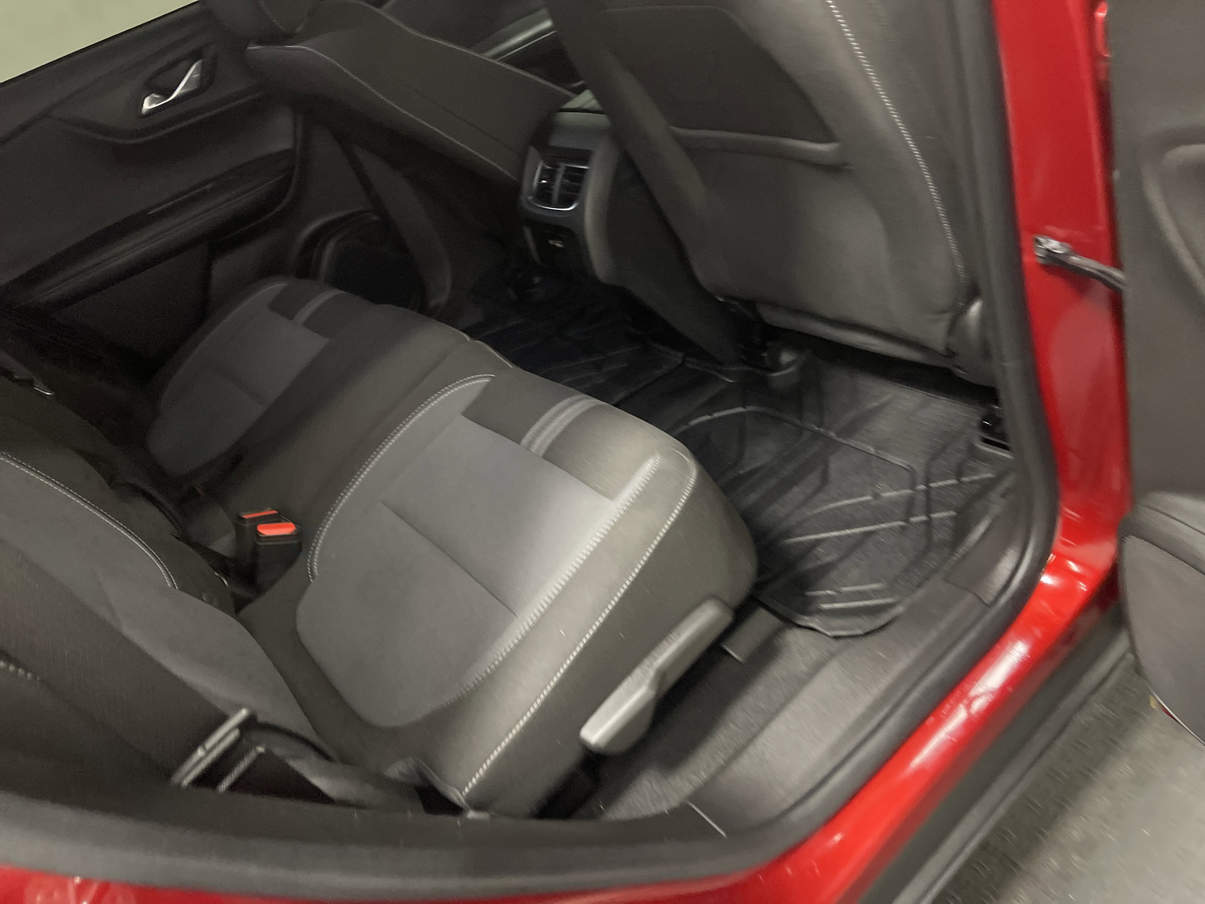 Used 2023 Chevrolet Blazer LT w/ LPO, Floor Liner Package image 22