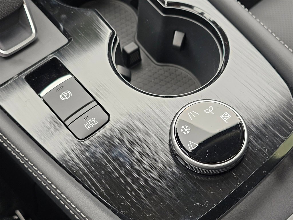 New 2026 Nissan Rogue Platinum image 13