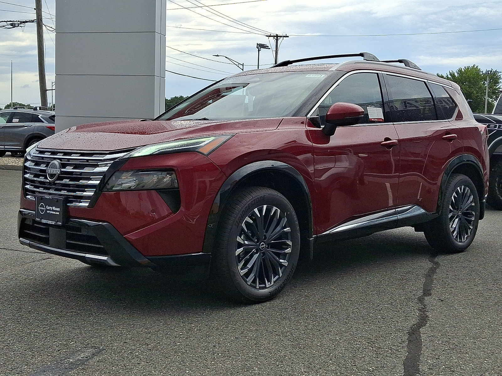 New 2026 Nissan Rogue Platinum AWD/4WD image 2