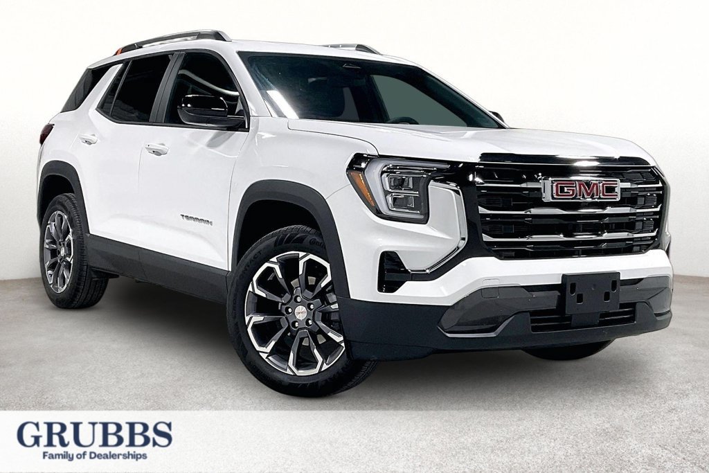 Used 2027 GMC Terrain Elevation w/ Elevation Premium Package