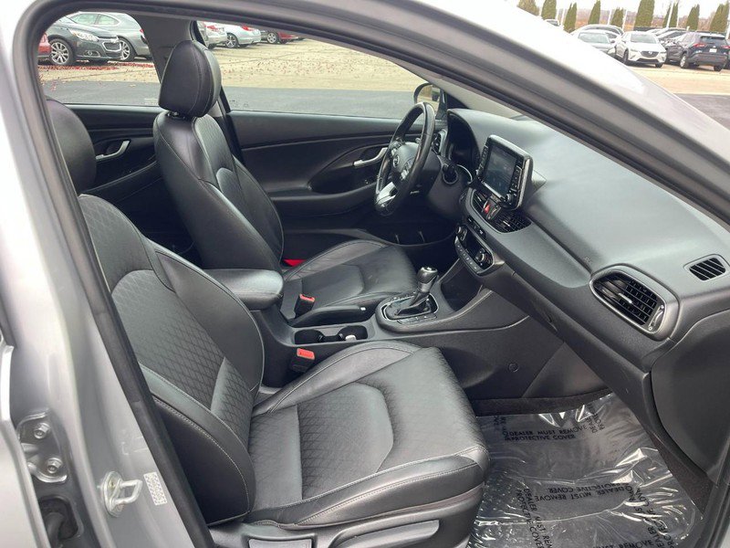 Used 2020 Hyundai Elantra GT w/ Style Package 02 FWD image 10