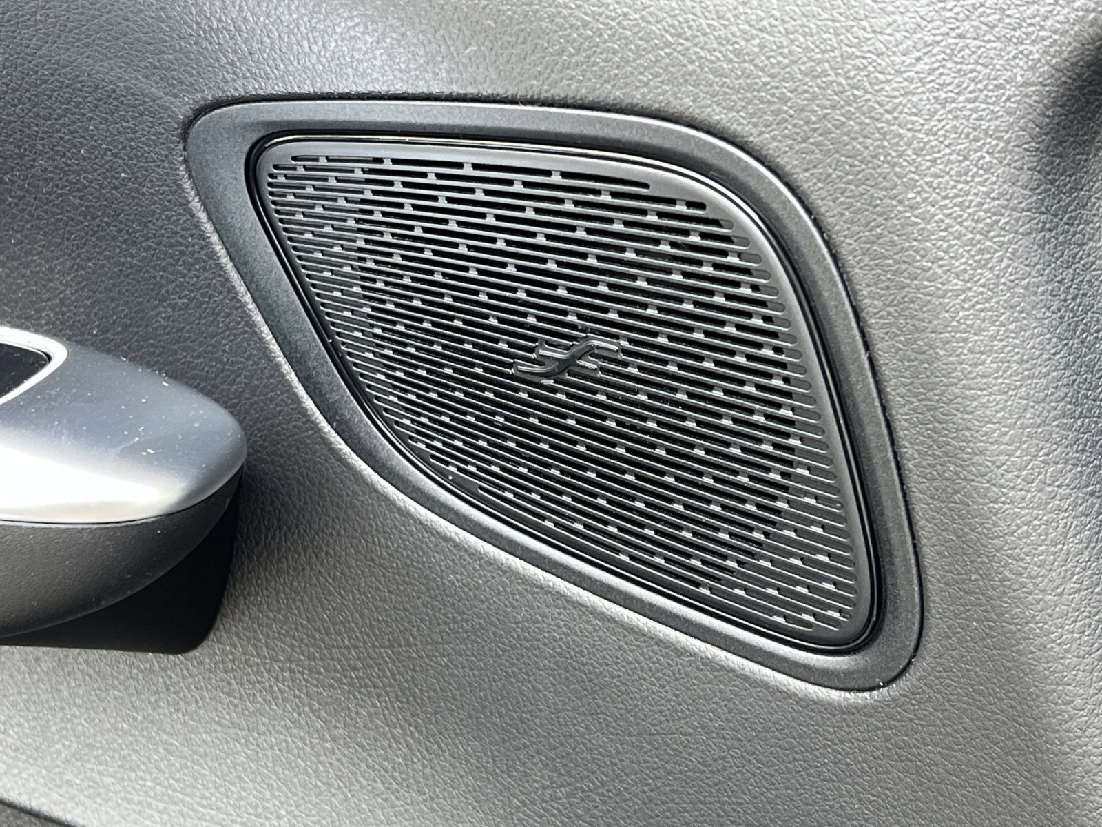 Certified 2026 Mercedes-Benz GLC 300 4MATIC image 34