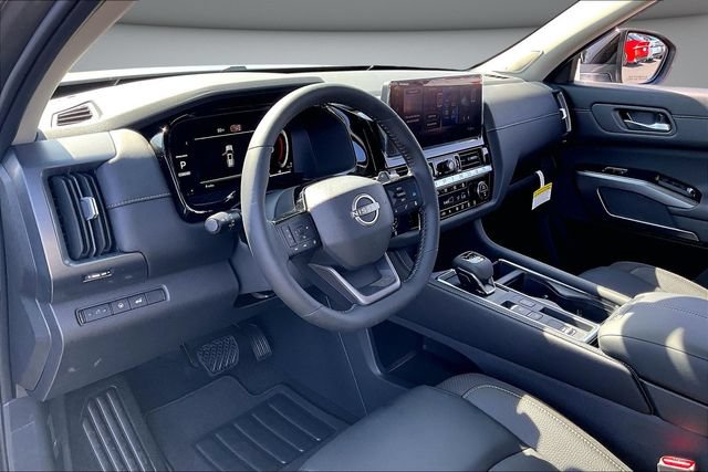 New 2026 Nissan Pathfinder SL FWD image 7