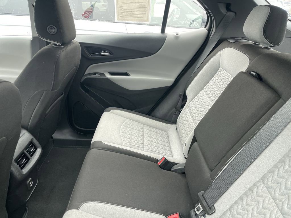 Used 2024 Chevrolet Equinox LS image 4