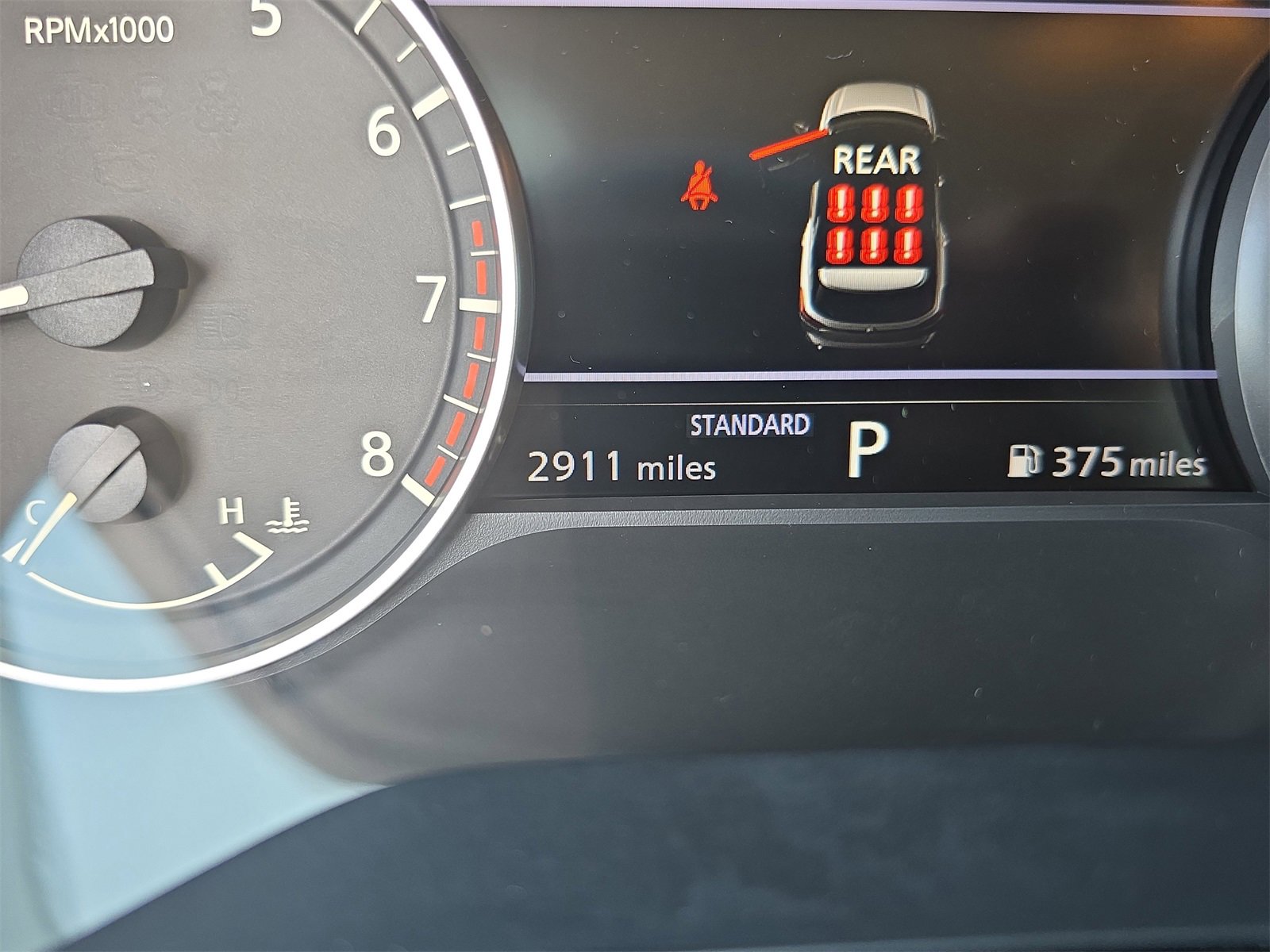 Used 2025 Nissan Pathfinder SV image 27