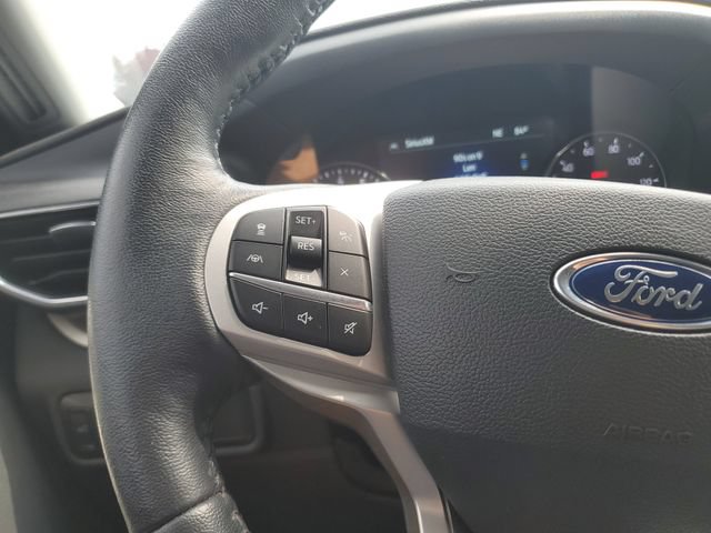 Used 2022 Ford Explorer XLT w/ Equipment Group 202A AWD/4WD image 21