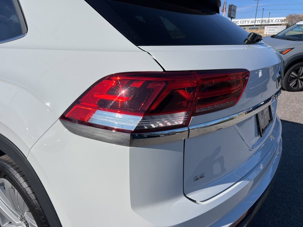 Used 2023 Volkswagen Atlas Cross Sport SE image 13