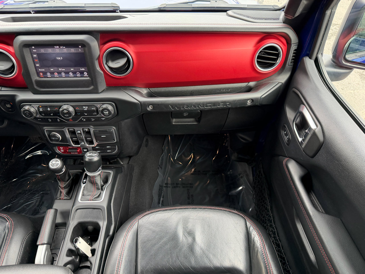 Used 2018 Jeep Wrangler Unlimited Rubicon w/ Safety Group image 23