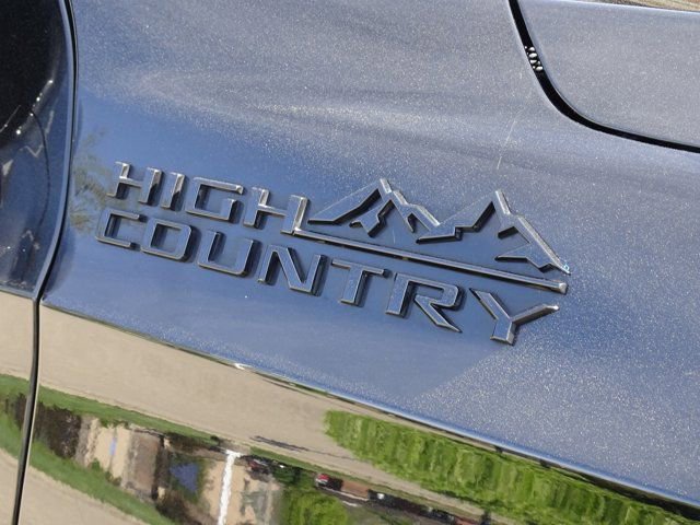 Used 2023 Chevrolet Tahoe High Country AWD/4WD image 31