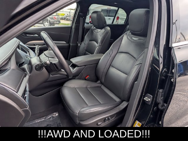 Used 2023 Cadillac XT4 Premium Luxury w/ Cold Weather Package AWD/4WD image 13