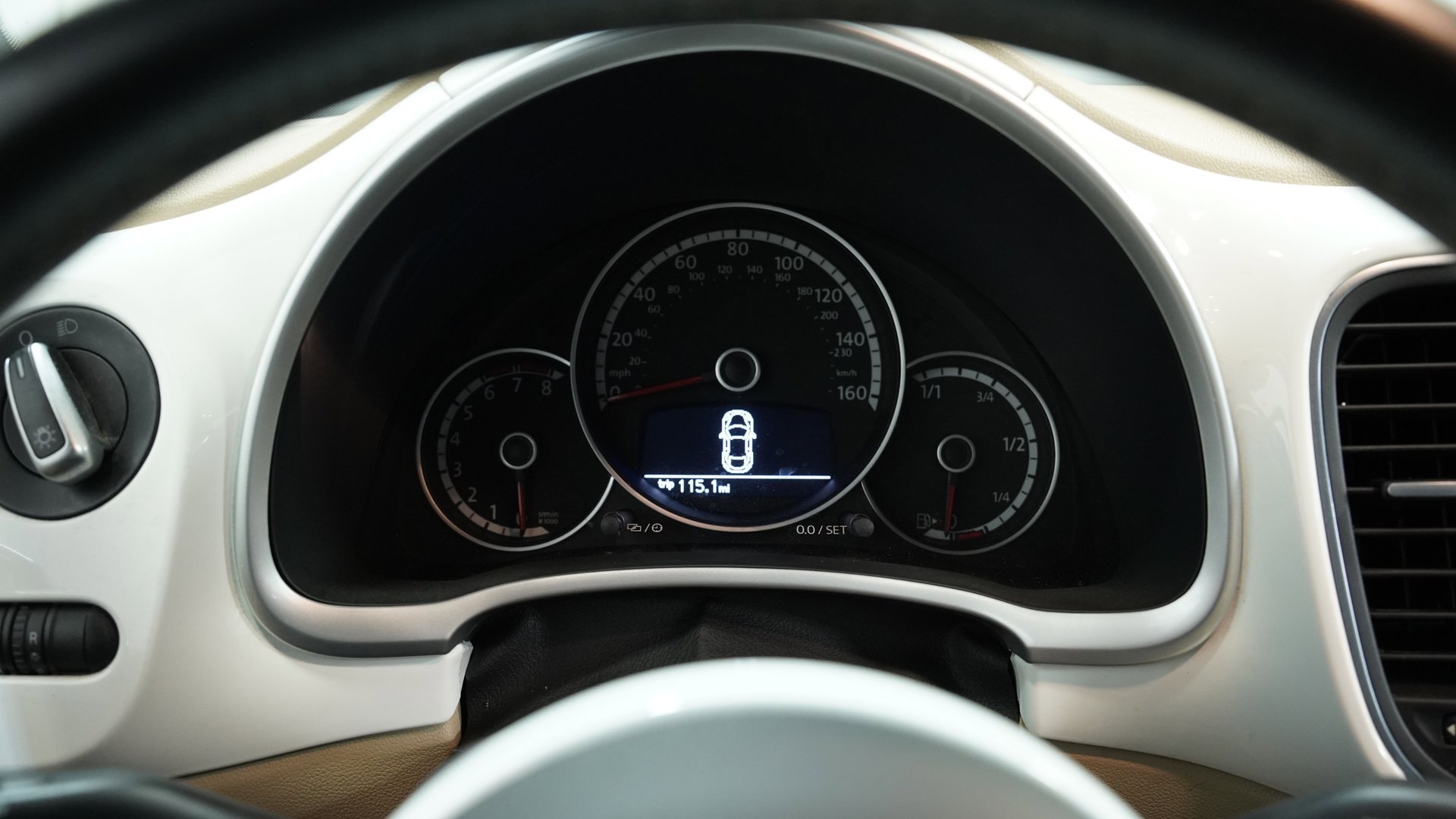 Used 2014 Volkswagen Beetle 1.8T image 31