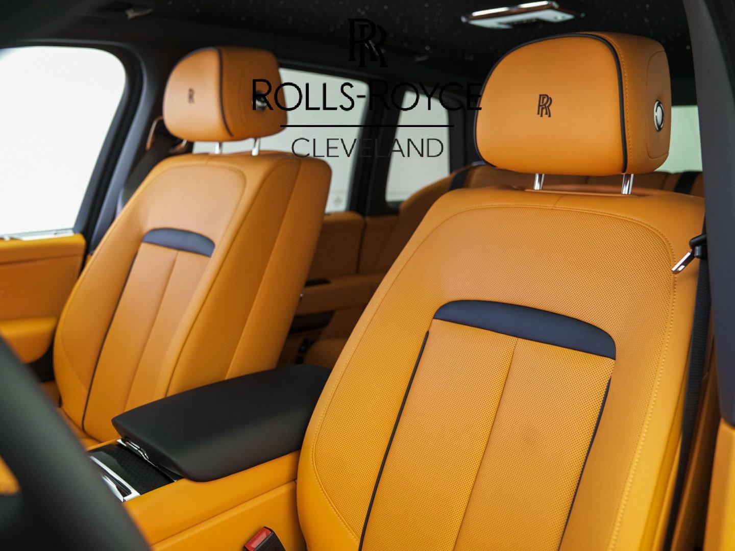 New 2026 Rolls-Royce Cullinan Black Badge image 16