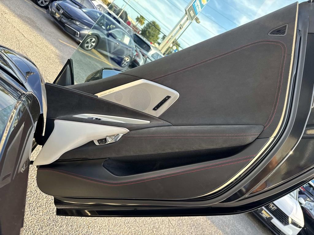 Used 2023 Chevrolet Corvette Stingray Premium Conv image 12