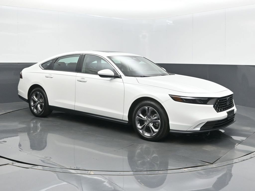 Certified 2024 Honda Accord EX image 28
