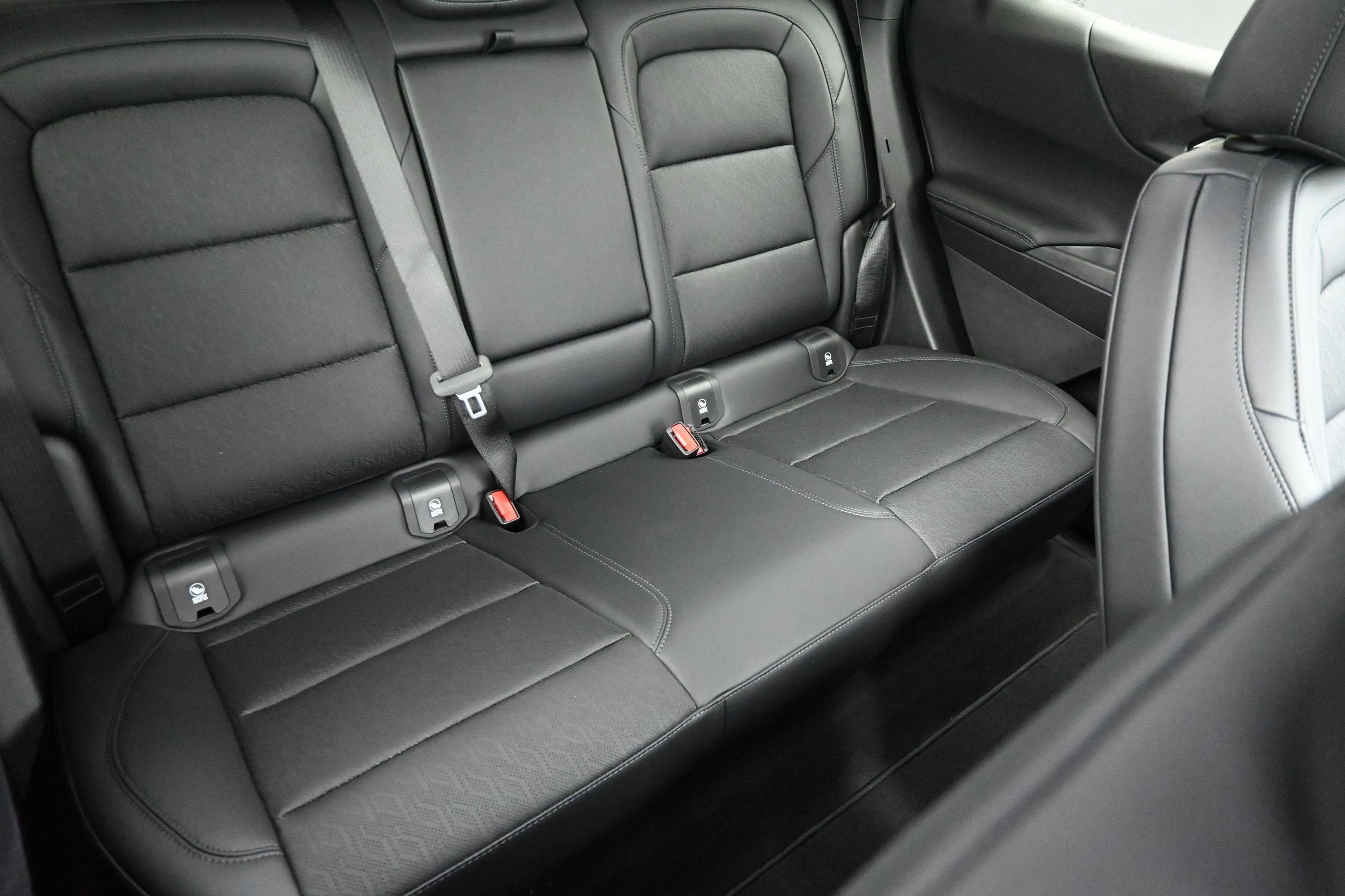 New 2027 Chevrolet Equinox LT w/ Convenience Package II FWD image 33