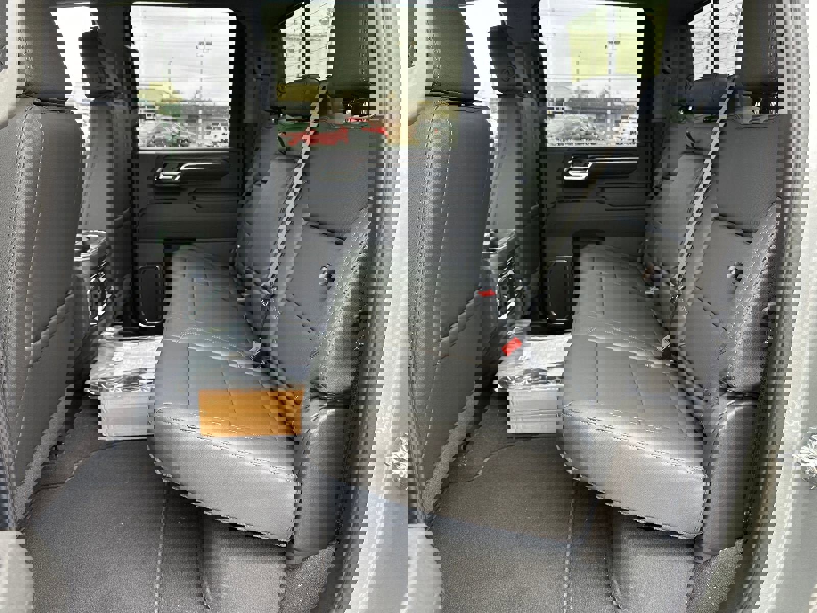 New 2026 GMC Sierra 3500 SLT w/ SLT Convenience Package image 26