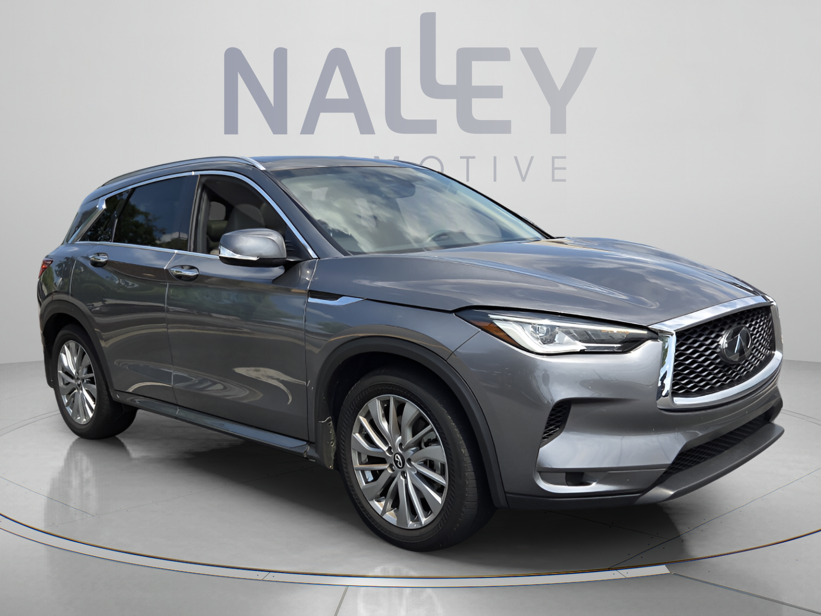 Used 2023 INFINITI QX50 Luxe FWD image 7