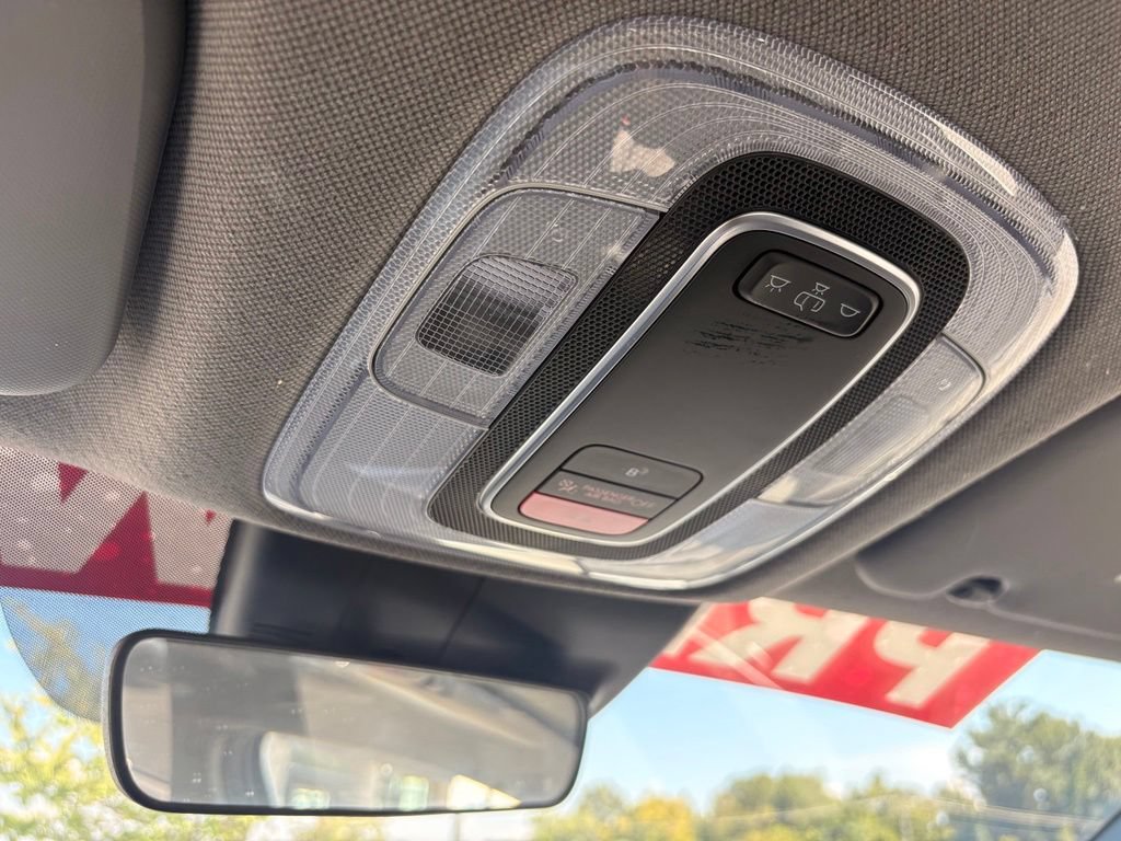 Used 2024 Hyundai Elantra SEL FWD image 21