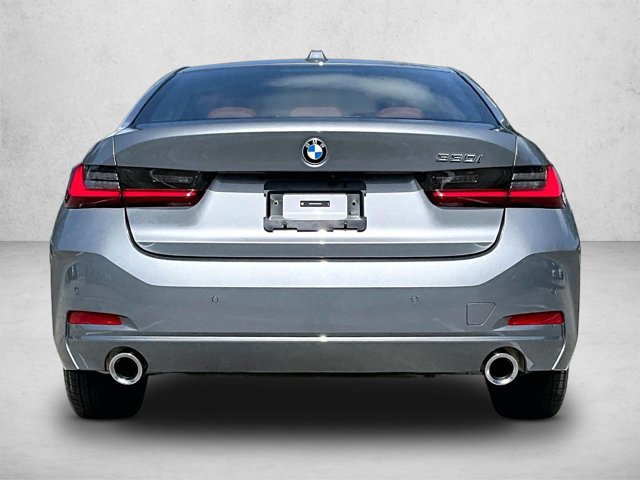 Used 2024 BMW 330i Sedan w/ Convenience Package RWD image 4