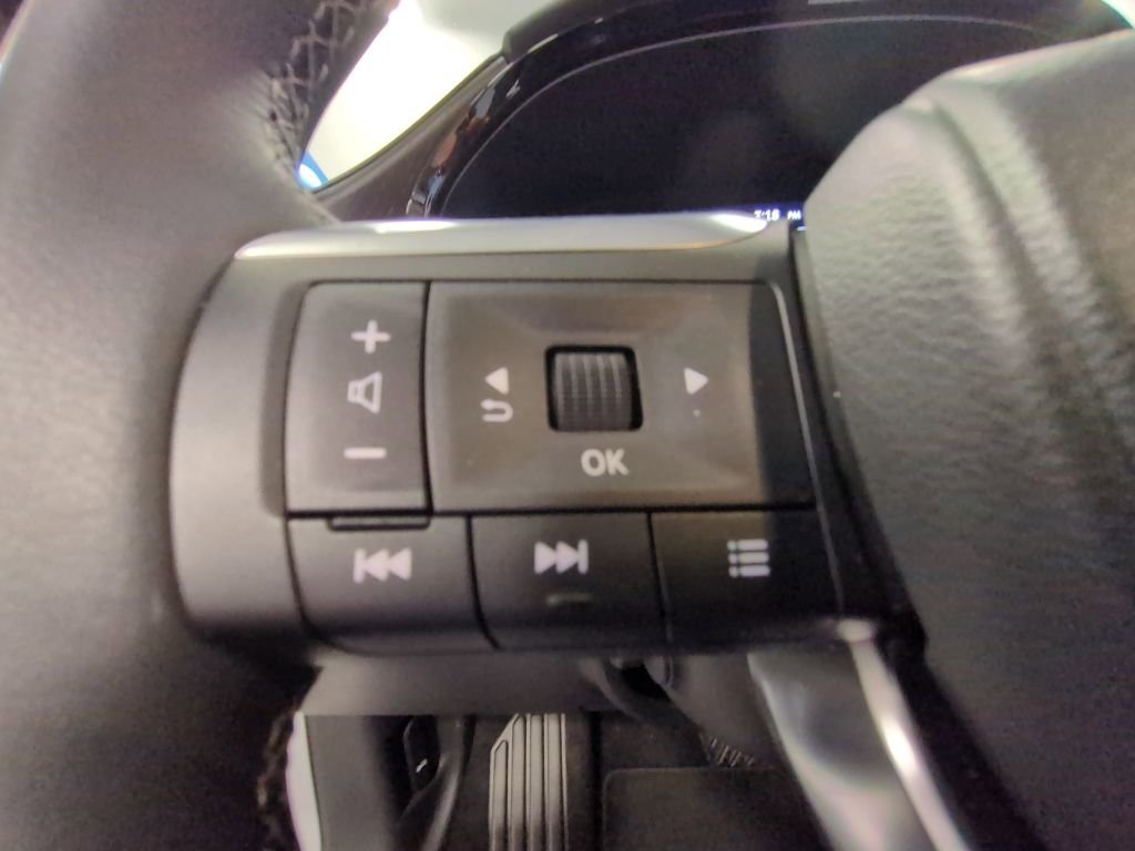 Used 2026 INFINITI QX60 Sport w/ Dark Cargo Package image 16