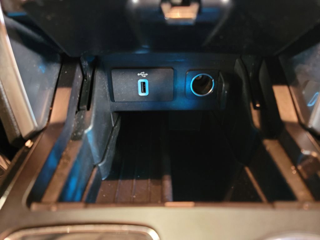 Used 2017 Ford Explorer Limited image 20