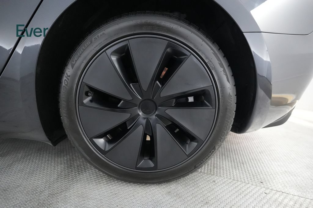 Used 2024 Tesla Model 3 Standard Range RWD image 19