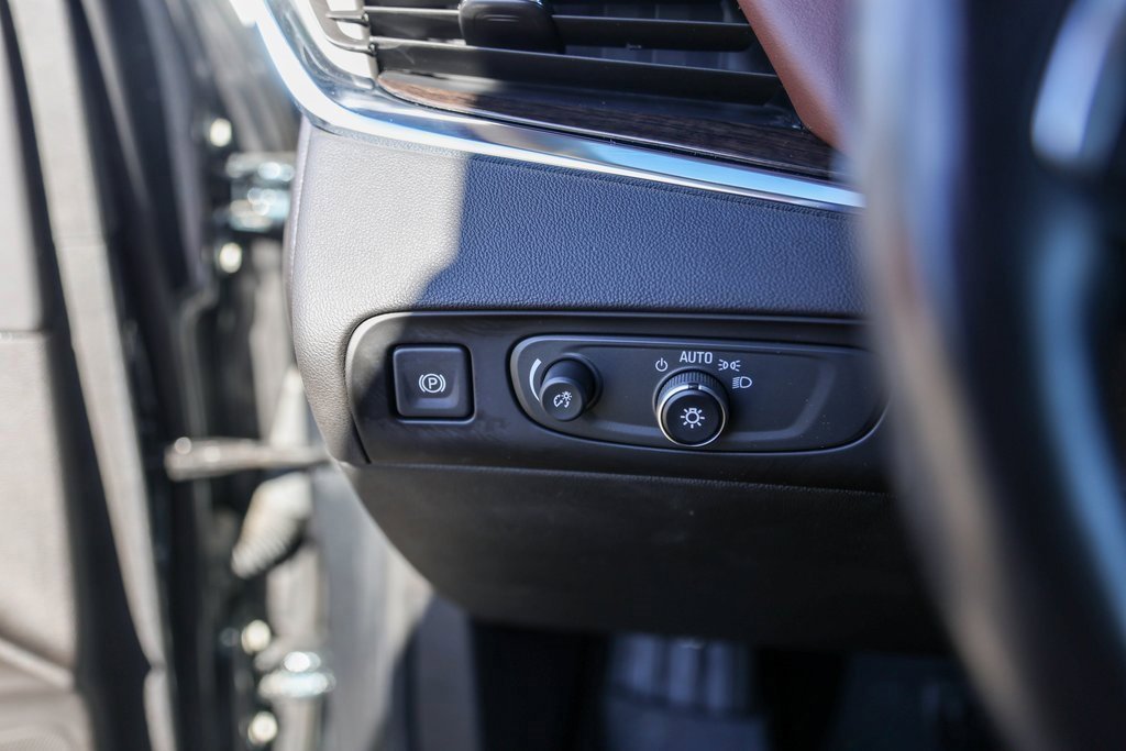 Used 2018 Buick Enclave Avenir w/ Avenir Technology Package image 15