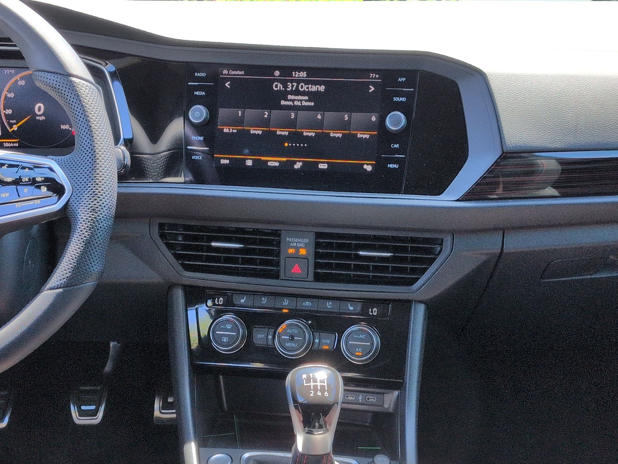 Used 2024 Volkswagen Jetta GLI Autobahn w/ GLI Black Package image 29